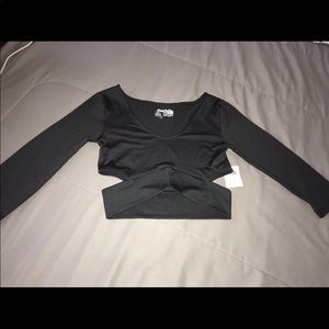 Women’s cut out crop top Size S